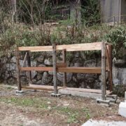 薪小屋棟上げ